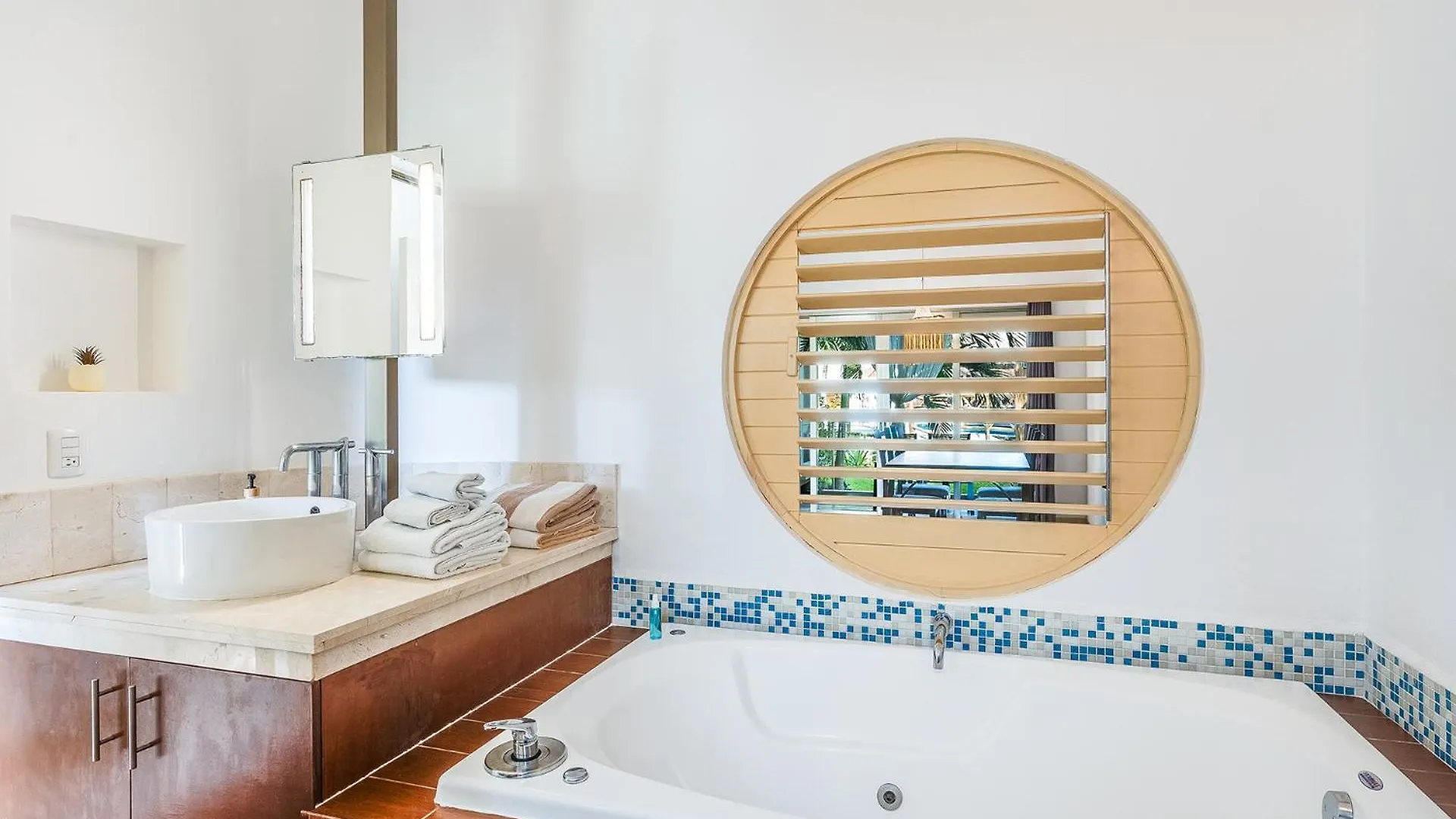 Maia Suites Cozumel 0*,