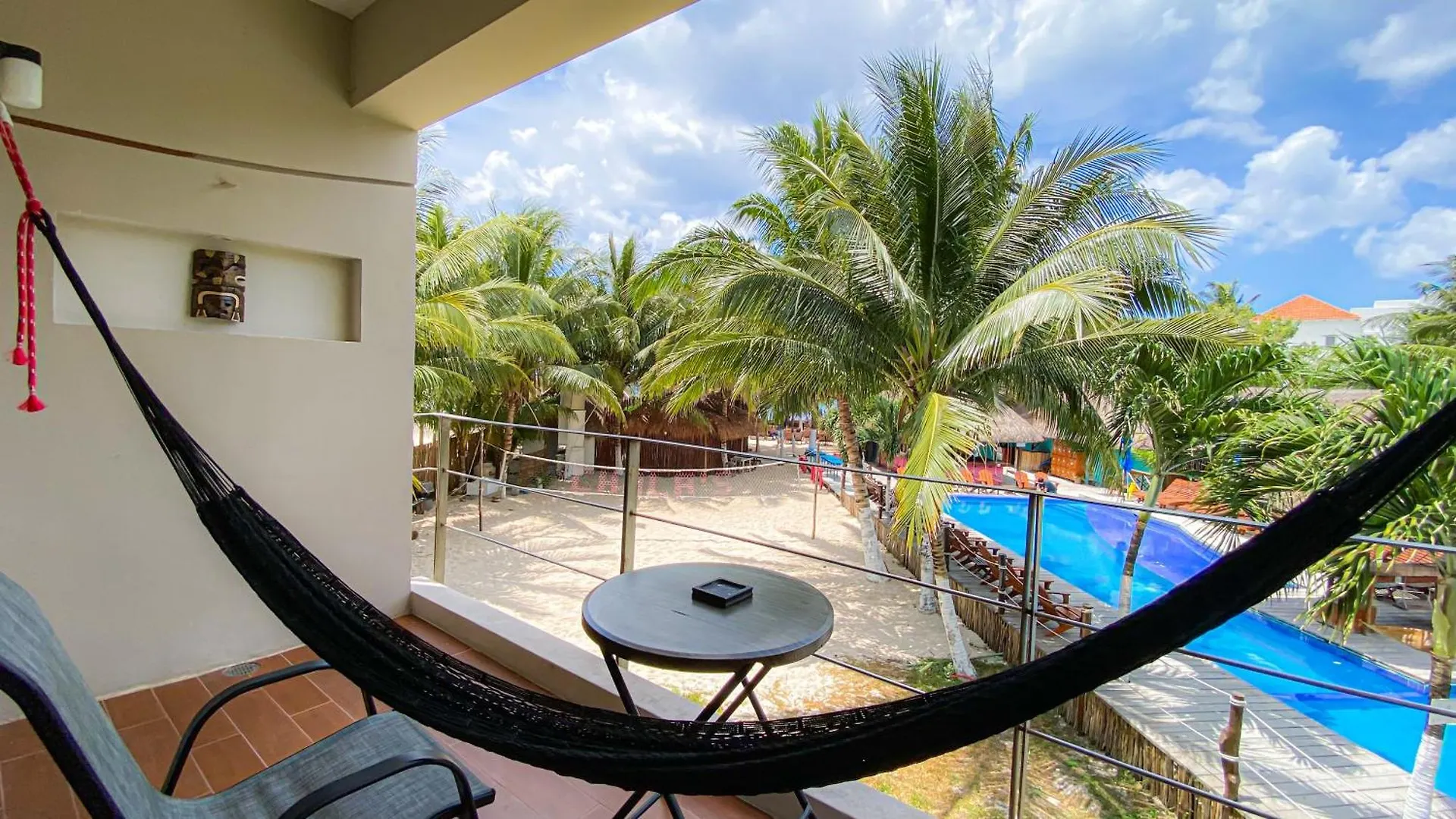 Maia Suites Cozumel Hotel